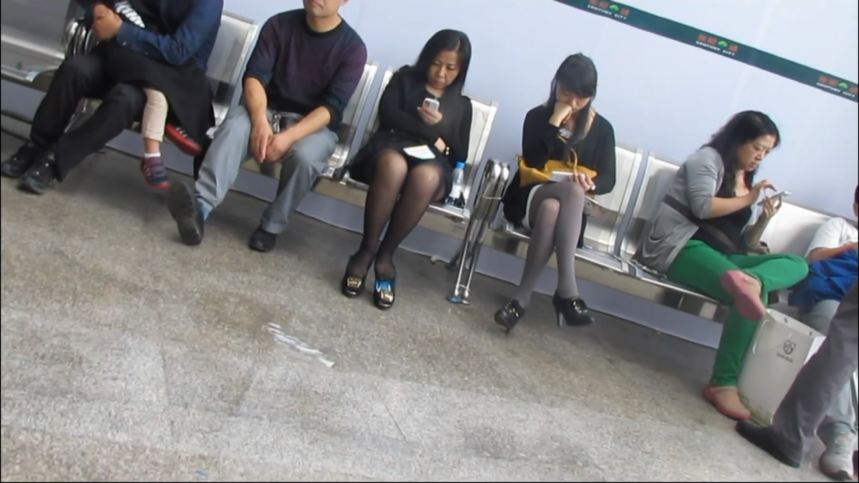 streetsnapshoep[00 01 31][20181209 215709 7]